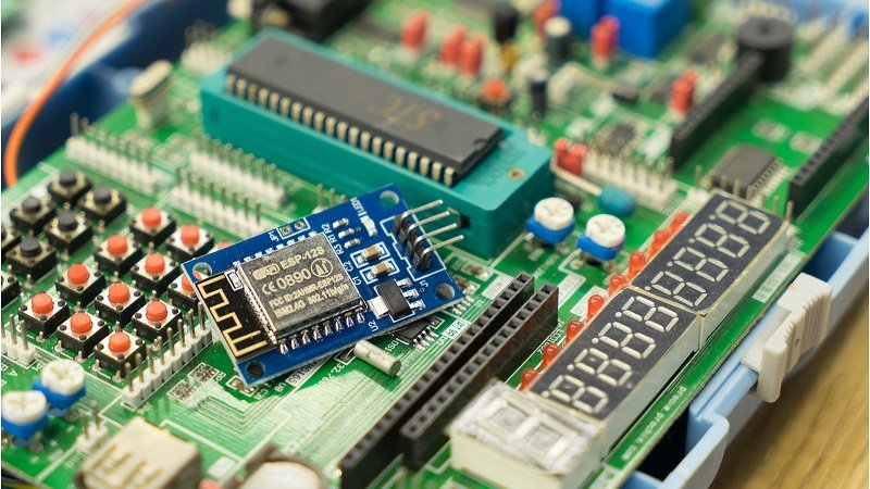 攝圖網_500742318_電路板電子元件（企業商用）_100%_100%